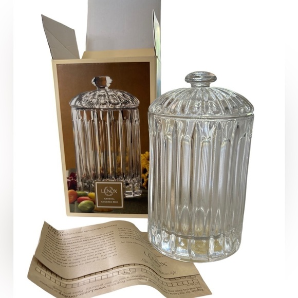 Lenox Clear Ribbed Crystal Covered Box Candy Jar With Lid In Original Box 7" - Picture 1 of 10